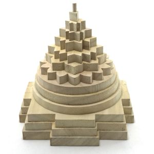 Shriparni (sevan/saven) Shri Yantra Vastu Pyramid Yantra